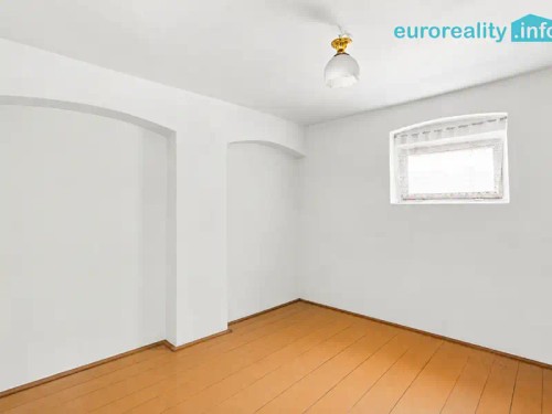 Prodej domu 213 m², pozemek 1424 m²