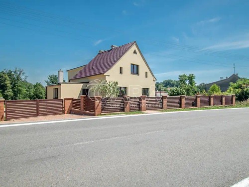 Prodej domu 235 m², pozemek 2916 m²