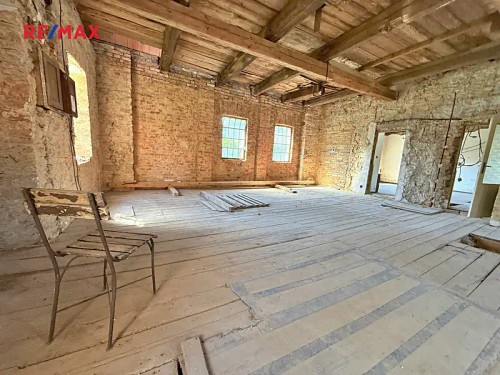 Prodej domu 415 m², pozemek 5925 m²