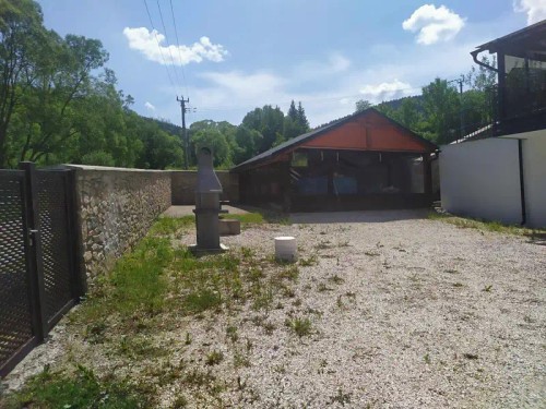 Prodej chalupy 278 m², pozemek 1039 m²