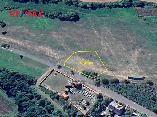 Prodej stavebního pozemku 1556 m²