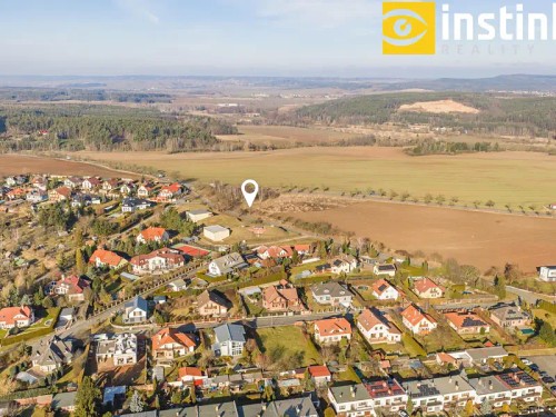 Prodej stavebního pozemku 1371 m²