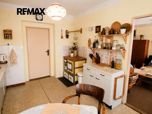 Prodej domu 100 m², pozemek 10000 m²