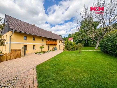 Prodej domu 200 m², pozemek 2000 m²