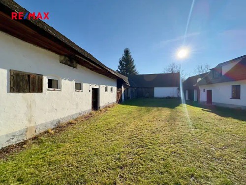 Prodej zemědělské usedlosti 877 m², pozemek 4154 m²