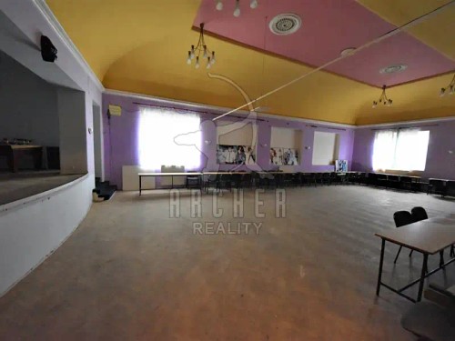Prodej domu 770 m², pozemek 1076 m²