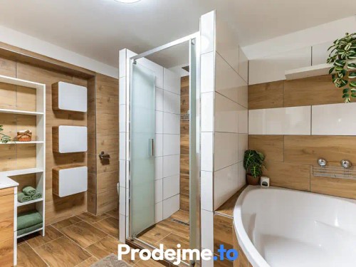 Prodej domu 277 m², pozemek 287 m²