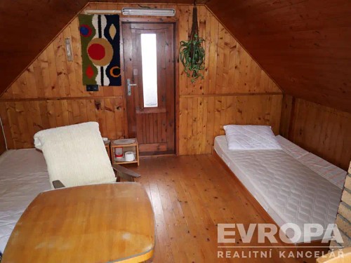 Prodaná  chata 44 m², pozemek 656 m²