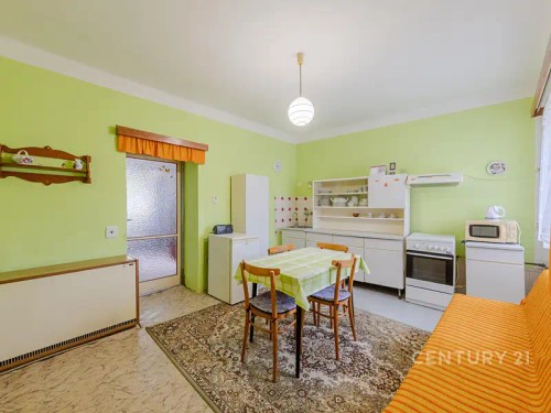 Prodej domu 140 m², pozemek 1778 m²