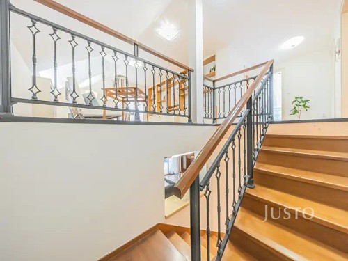 Prodej domu 255 m², pozemek 890 m²