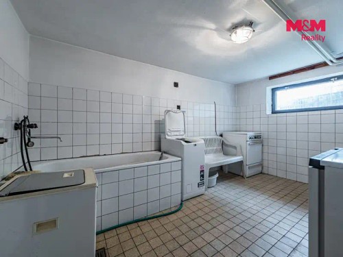 Prodej domu 230 m², pozemek 832 m²