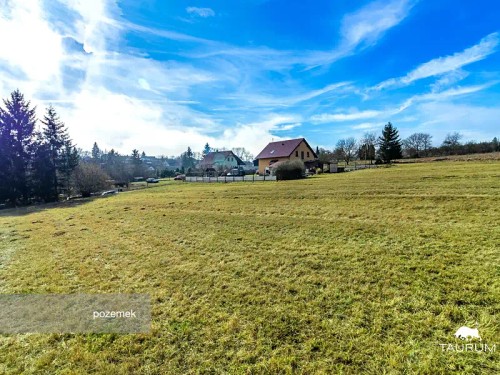 Prodej stavebního pozemku 1798 m²