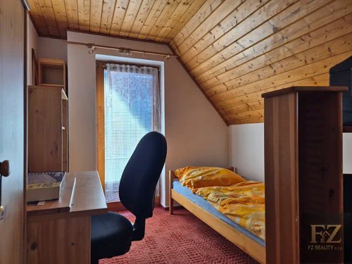 Prodej domu 400 m², pozemek 934 m²