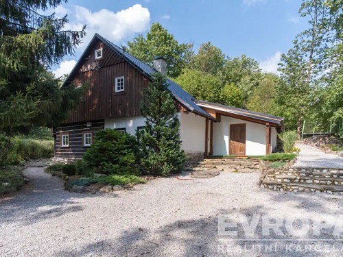 Prodej domu 180 m², pozemek 914 m²