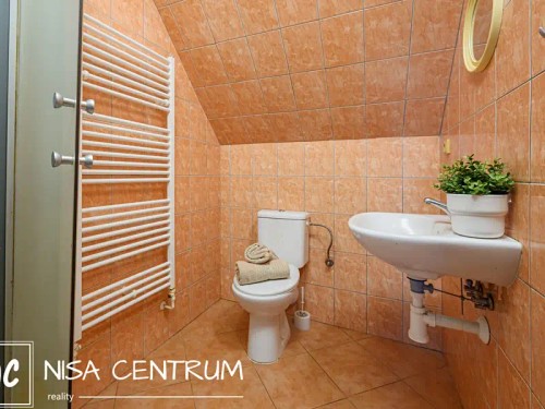 Prodej domu 272 m², pozemek 976 m²