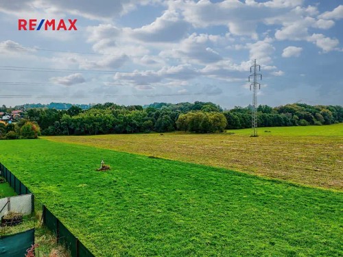 Prodej stavebního pozemku 1393 m²