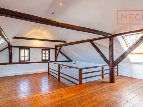 Prodej domu 313 m², pozemek 892 m²