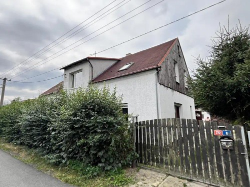 Prodej domu 240 m², pozemek 678 m²
