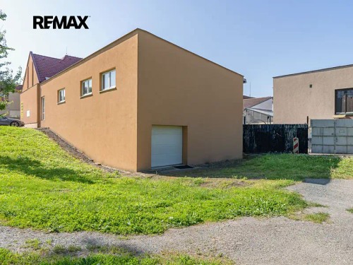 Prodej domu 686 m², pozemek 892 m²