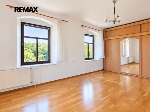 Prodej domu 200 m², pozemek 910 m²