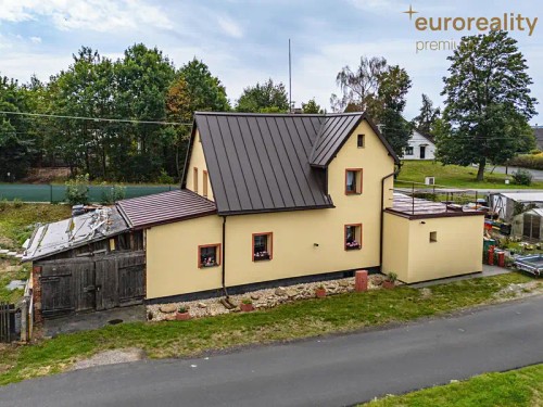Prodej domu 109 m², pozemek 976 m²