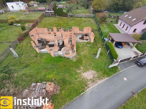 Prodej stavebního pozemku 1453 m²
