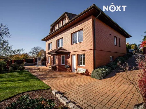 Prodej domu 348 m², pozemek 943 m²