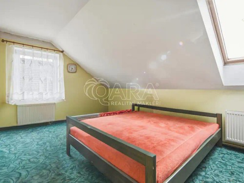 Prodej domu 239 m², pozemek 1019 m²