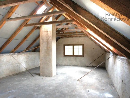 Prodej domu 260 m², pozemek 2877 m²