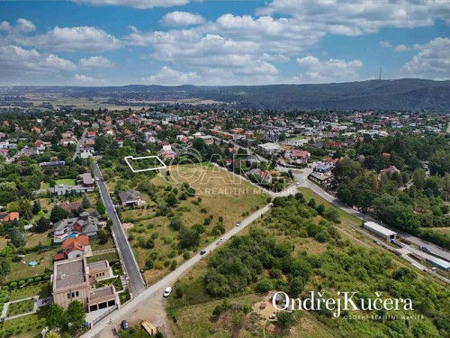 Prodej stavebního pozemku 6657 m²