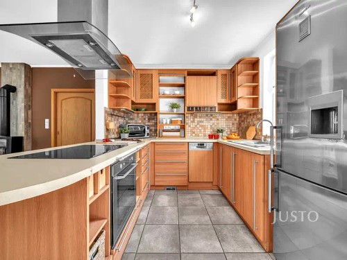 Prodej chaty 120 m², pozemek 646 m²