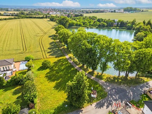 Prodej stavebního pozemku 1265 m²