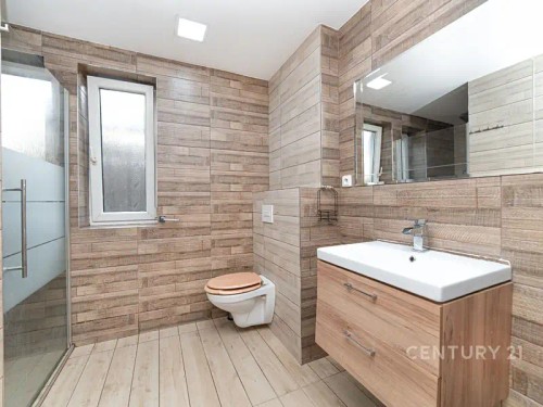 Prodej bytu 5+1 111 m²