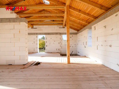 Prodej domu 210 m², pozemek 2055 m²