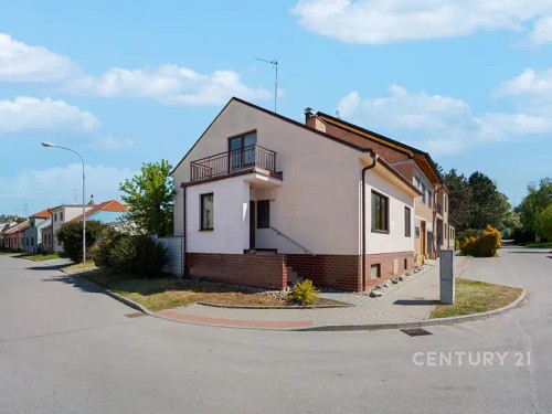 Prodej domu 227 m², pozemek 227 m²