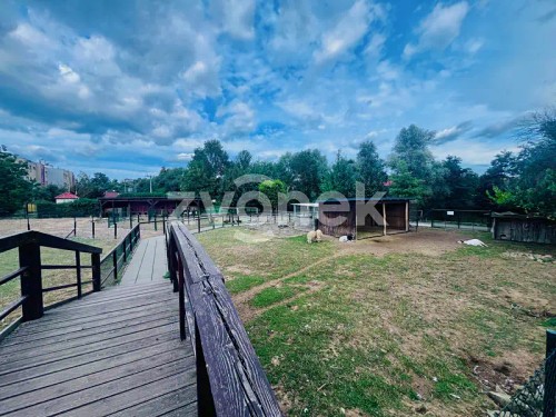 Prodej stavebního pozemku 2044 m²