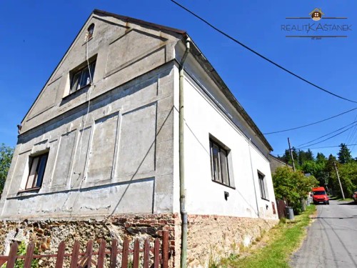 Prodej domu 131 m², pozemek 1048 m²
