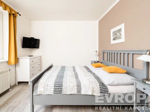 Prodej domu 390 m², pozemek 617 m²