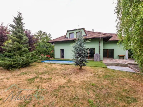 Prodej domu 238 m², pozemek 1541 m²