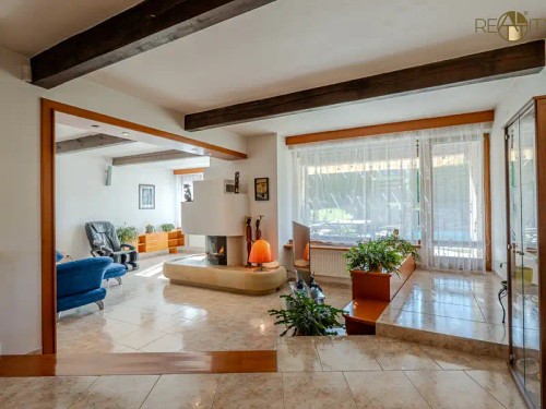 Prodej domu 331 m², pozemek 1512 m²