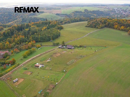 Prodej stavebního pozemku 3002 m²