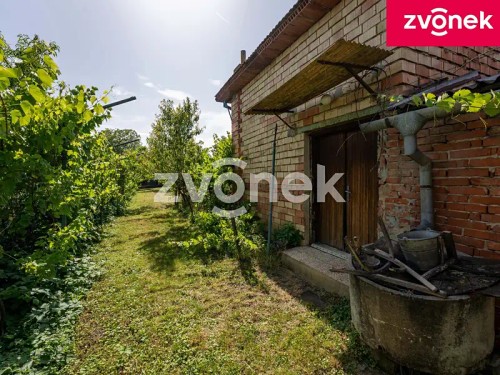 Prodej domu 220 m², pozemek 1093 m²