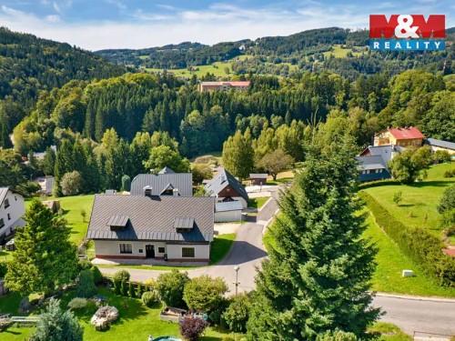 Prodej domu 186 m², pozemek 1171 m²