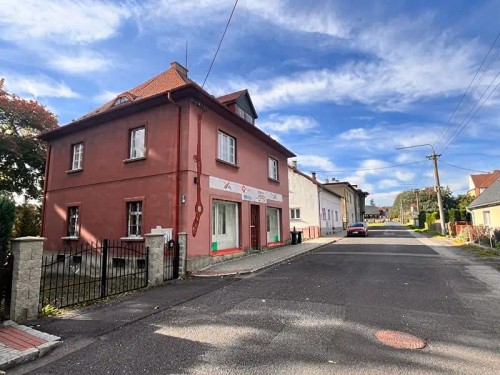Prodej domu 250 m², pozemek 1454 m²