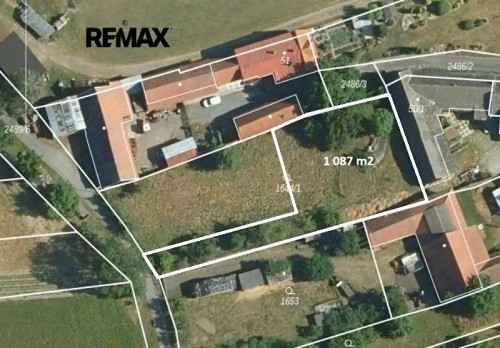Prodej stavebního pozemku 1087 m²