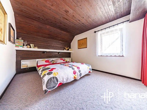 Prodej domu 277 m², pozemek 3924 m²