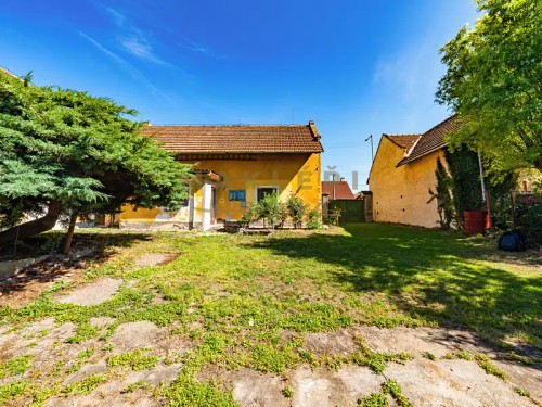 Prodej domu 400 m², pozemek 1899 m²