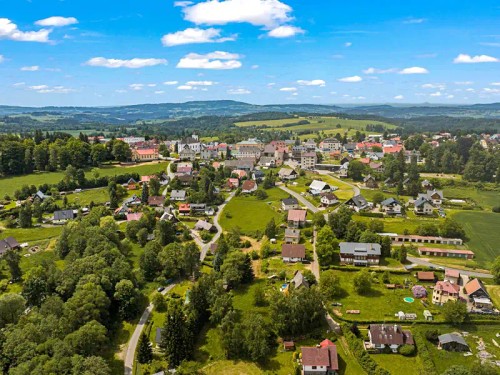 Prodej stavebního pozemku 1785 m²