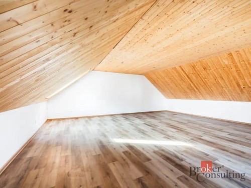 Prodej bytu 2+kk 77 m²