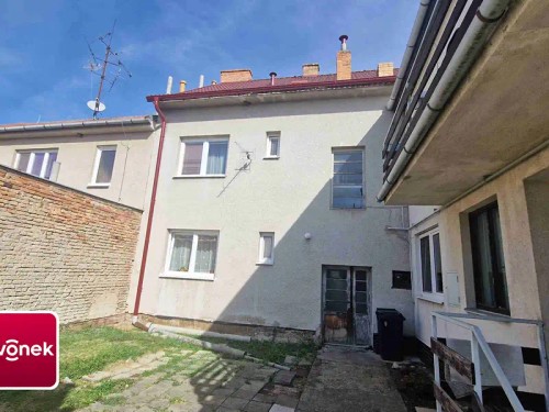 Prodej domu 200 m², pozemek 696 m²